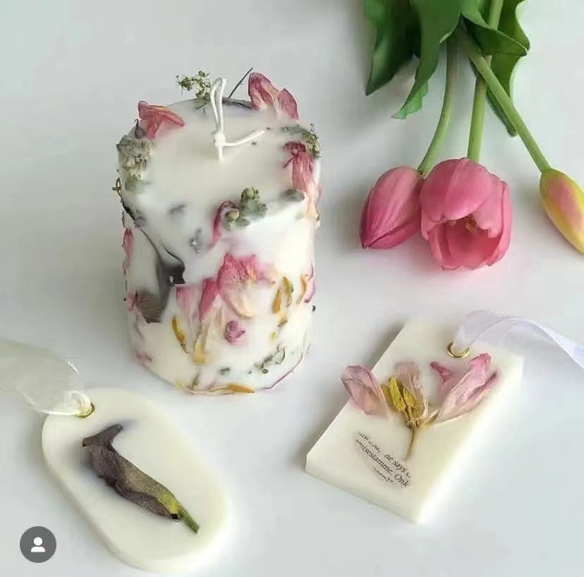 Dried Flower Rose Luxury Fragrance Décor Candle – Fruit Flavor Rose