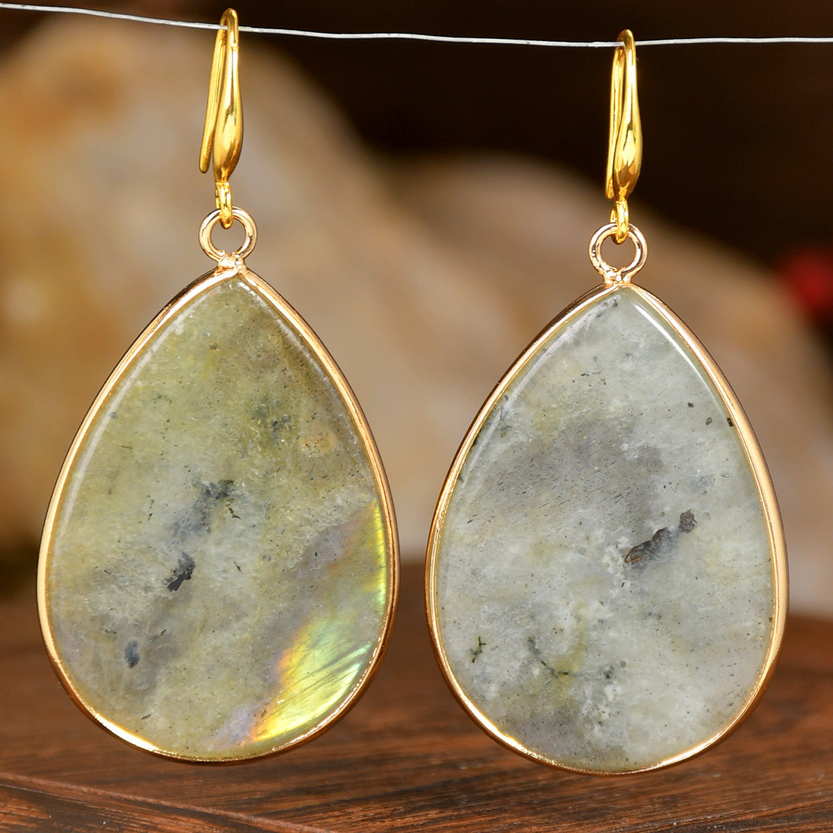 Women’s Retro Natural Stone Drop Earrings – Multicolor Gemstone Variants – Redstone