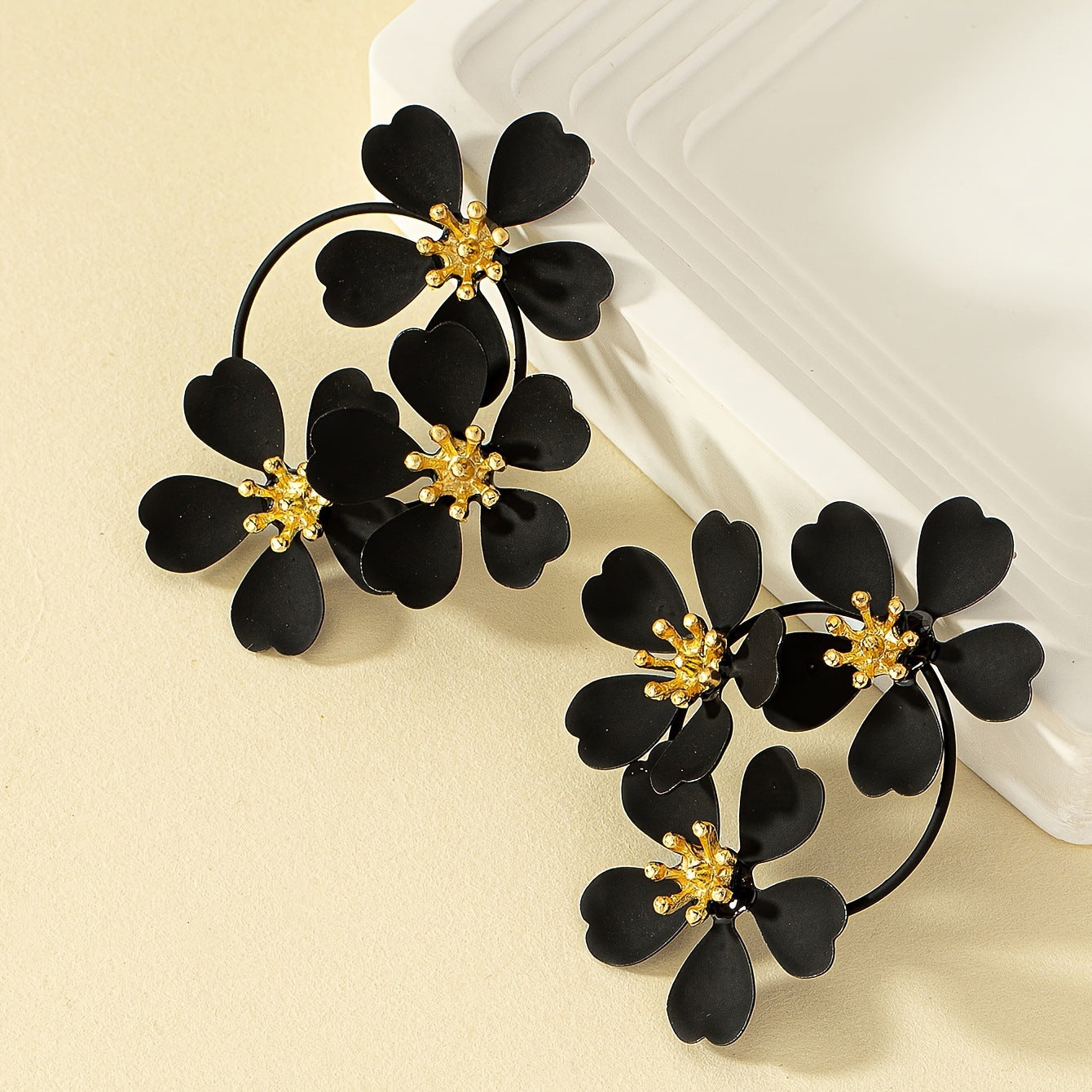 Retro Statement Flower Earrings – Bold Dangle Design (Black or White) – White