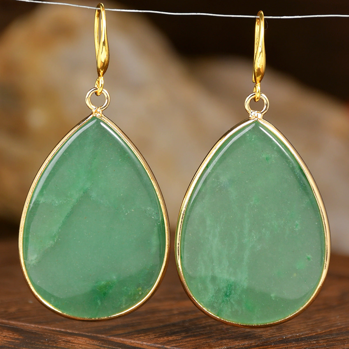 Women’s Retro Natural Stone Drop Earrings – Multicolor Gemstone Variants – Spotted Stone